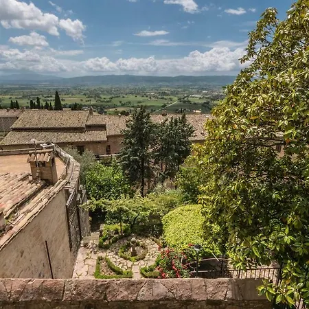 Suites Le Dimore Di San Francesco Bed and breakfast *