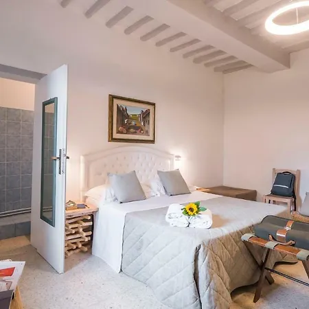 Suites Le Dimore Di San Francesco Bed and breakfast *