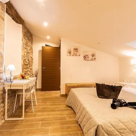 Bed and breakfast Suites Le Dimore Di San Francesco